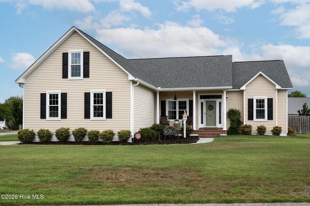 6201 Ambleside Dr, Wilmington, NC 28409