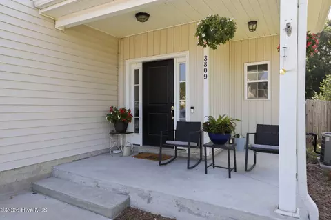 3809 Ashcroft Dr, Winterville, NC 28590