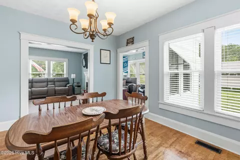 Dining - 408 Boyette St, Hamlet, NC 28345 photo 1 of 2