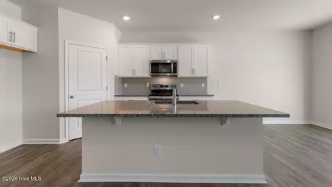 1097 Aviator Ln, Ayden, NC 28513 photo 6