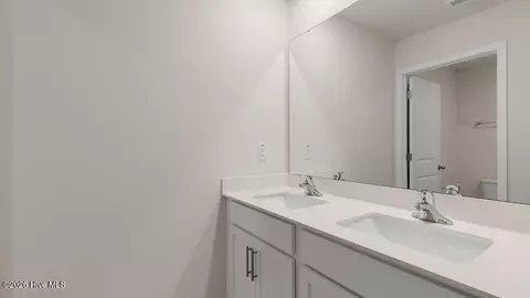 1097 Aviator Ln, Ayden, NC 28513 photo 31