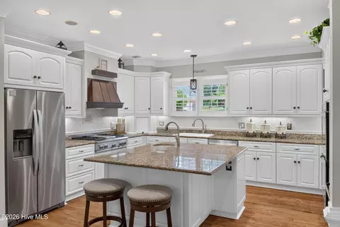Kitchen - 4146 Hammonds Fry, Evans, GA 30809 photo 2 of 7