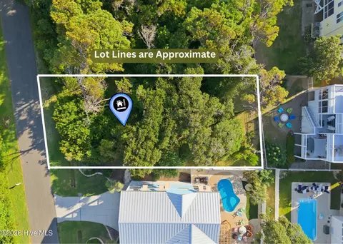 110 SE 68th St, Oak Island, NC 28465