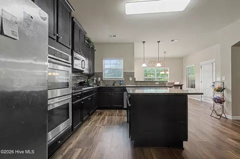 Kitchen - 274 Equinox Loop, Aiken, SC 29803 photo 3 of 3