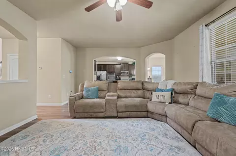 Living - 274 Equinox Loop, Aiken, SC 29803 photo 3 of 4