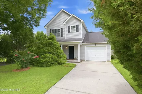 504 Bynum Ave, Maysville, NC 28555
