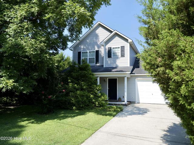 504 Bynum Ave, Maysville, NC 28555