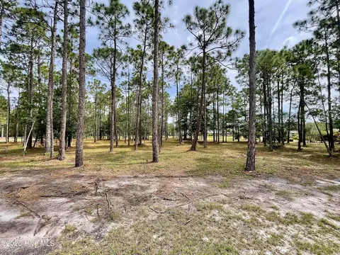 6804 Beckman Cir SW, Ocean Isle Beach, NC 28469