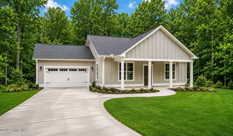 Exterior - 409 Compass Pt, Mccormick, SC 29835 photo 2 of 5