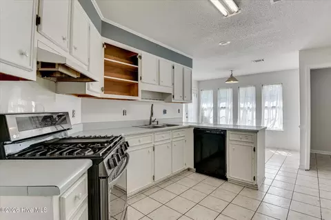 Kitchen - 4724 Cutter Mill Rd, Martinez, GA 30907 photo 6 of 7