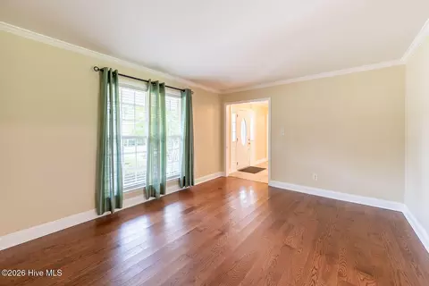 Living - 157 Stone Mill Dr, Martinez, GA 30907 photo 1 of 7