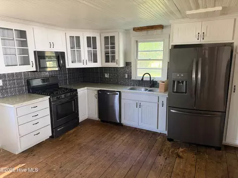 Kitchen - 302 N Front St, Hamilton, NC 27840 photo 3 of 3