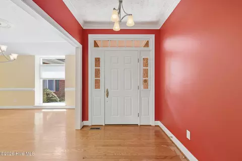 Entry Way - 86 Pinewild Dr, Pinehurst, NC 28374 photo 1 of 1