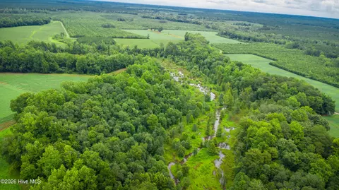 1601 Hills Neck Rd, Ernul, NC 28527 photo 9