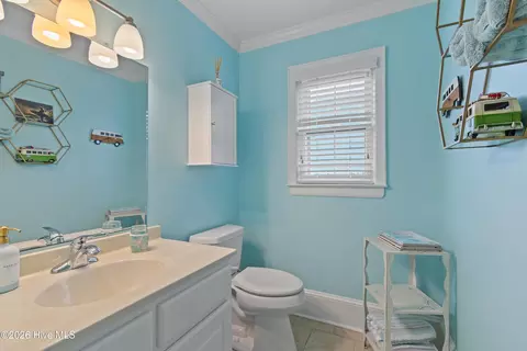 Bath - 142 Marlin Dr, Holden Beach, NC 28462 photo 1 of 4