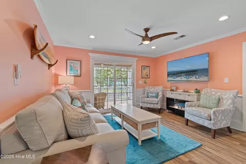Living - 142 Marlin Dr, Holden Beach, NC 28462 photo 2 of 4