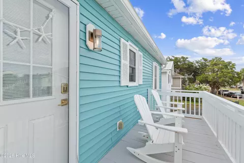 Exterior - 142 Marlin Dr, Holden Beach, NC 28462 photo 14 of 19