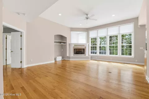 Living - 209 Longleaf Dr, West End, NC 27376 photo 1 of 4