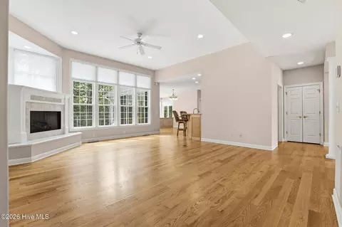 Living - 209 Longleaf Dr, West End, NC 27376 photo 2 of 4