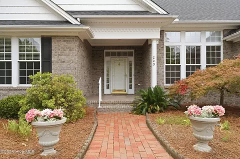 Exterior - 209 Longleaf Dr, West End, NC 27376 photo 2 of 16