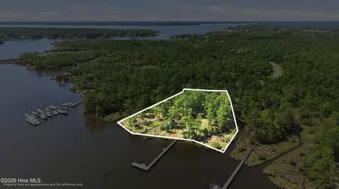 247 Shell Castle Ln, Vandemere, NC 28587