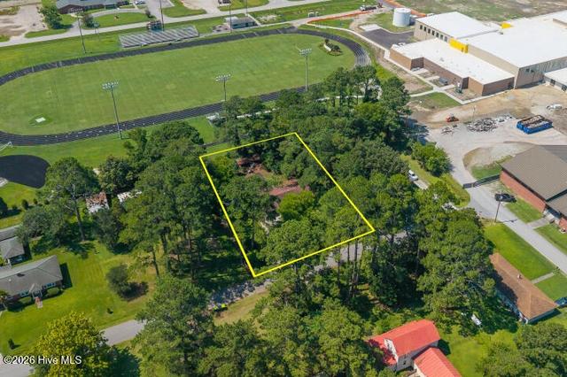 505 South St, Bayboro, NC 28515