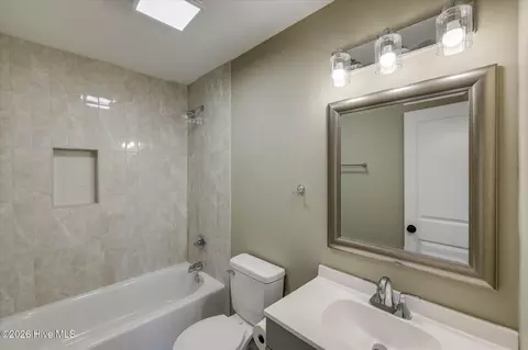 Bath - 321 Sally Dr, Martinez, GA 30907 photo 3 of 3