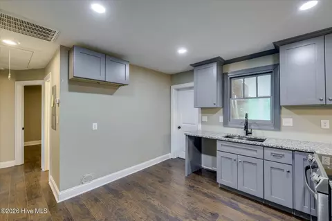 Entry Way - 321 Sally Dr, Martinez, GA 30907 photo 3 of 5