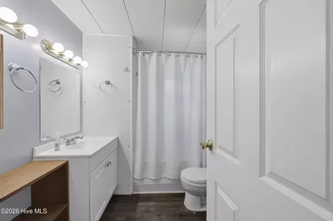 Bath - 217 Comanche Trl, Edenton, NC 27932 photo 1 of 3