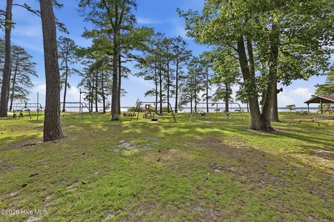 Exterior - 217 Comanche Trl, Edenton, NC 27932 photo 5 of 6