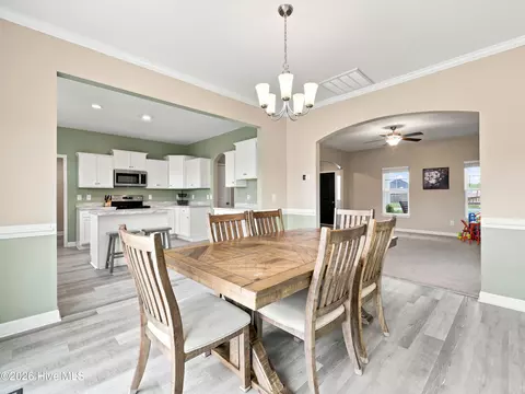 Dining - 158 Uzzell Rd, Hubert, NC 28539 photo 3 of 3