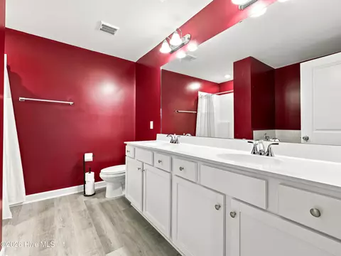 Bath - 158 Uzzell Rd, Hubert, NC 28539 photo 1 of 5
