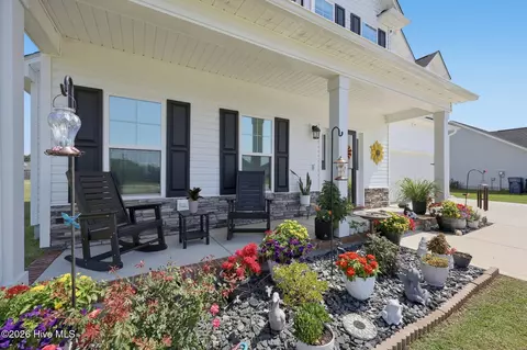 Exterior - 158 Uzzell Rd, Hubert, NC 28539 photo 2 of 3