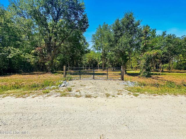 8027 Funston Rd SE, Winnabow, NC 28479