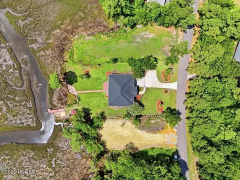 View/Area - 609 Sawgrass Rd, Hampstead, NC 28443 photo 4 of 8