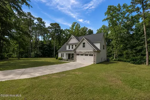Exterior - 800 Gregory Fork Rd, Richlands, NC 28574 photo 1 of 4