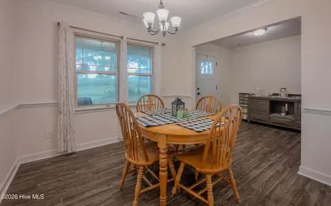 Dining - 800 Gregory Fork Rd, Richlands, NC 28574 photo 2 of 2