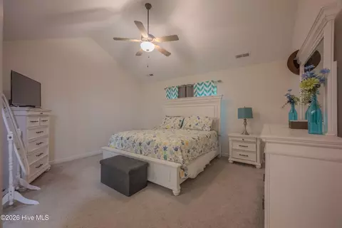 Bedroom - 800 Gregory Fork Rd, Richlands, NC 28574 photo 2 of 11