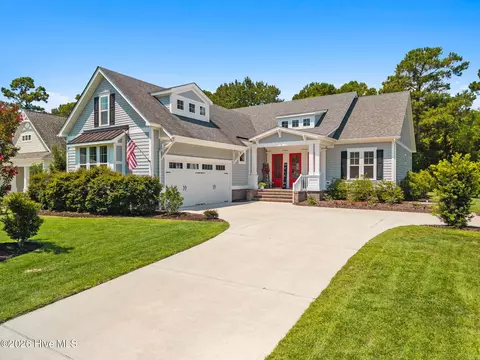 2736 Cedar Crest Dr, Southport, NC 28461