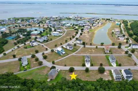 210 Colleton Sq, Newport, NC 28570
