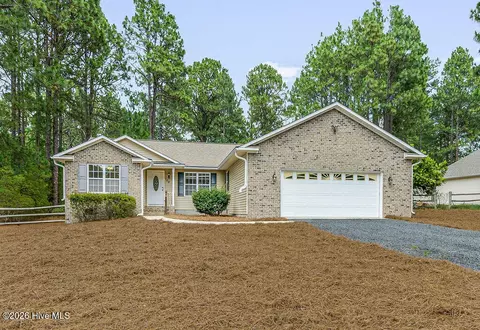 108 Brandywine Dr, Seven Lakes, NC 27376