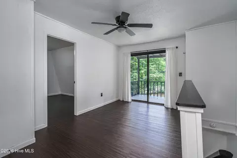 Living - 115 Driver Ave, Murphy, NC 28906 photo 6 of 6