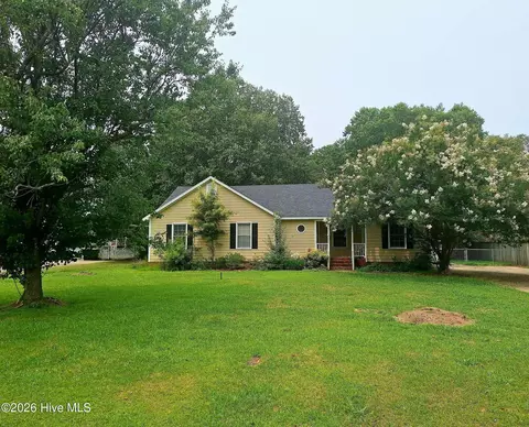 106 Duchess Dr, Winterville, NC 28590