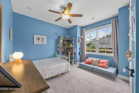 Bedroom - 178 Kinkaid Ct, Hampstead, NC 28443 photo 2 of 7