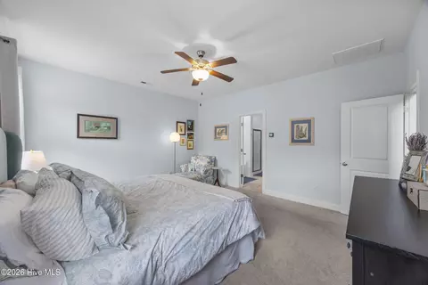Bedroom - 178 Kinkaid Ct, Hampstead, NC 28443 photo 6 of 7