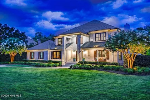 1208 Great Oaks Dr, Wilmington, NC 28405