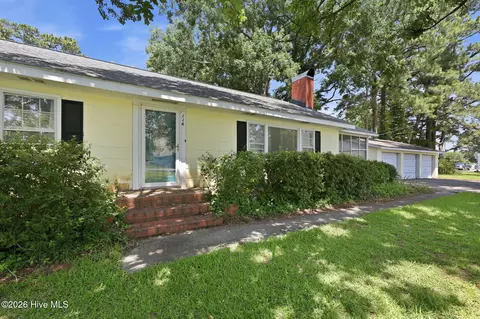 114 Marshallberg Rd, Smyrna, NC 28579