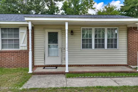Exterior - 2205 Baxter Ct, Augusta, GA 30906 photo 2 of 9
