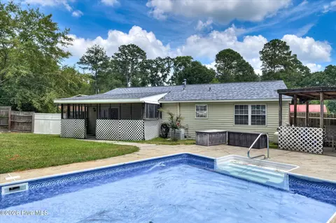 Exterior - 2205 Baxter Ct, Augusta, GA 30906 photo 6 of 9