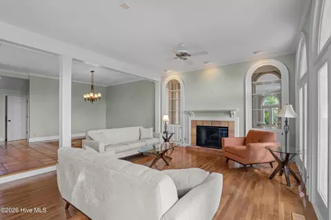 Living - 1401 Waters Edge Dr, Augusta, GA 30901 photo 3 of 5